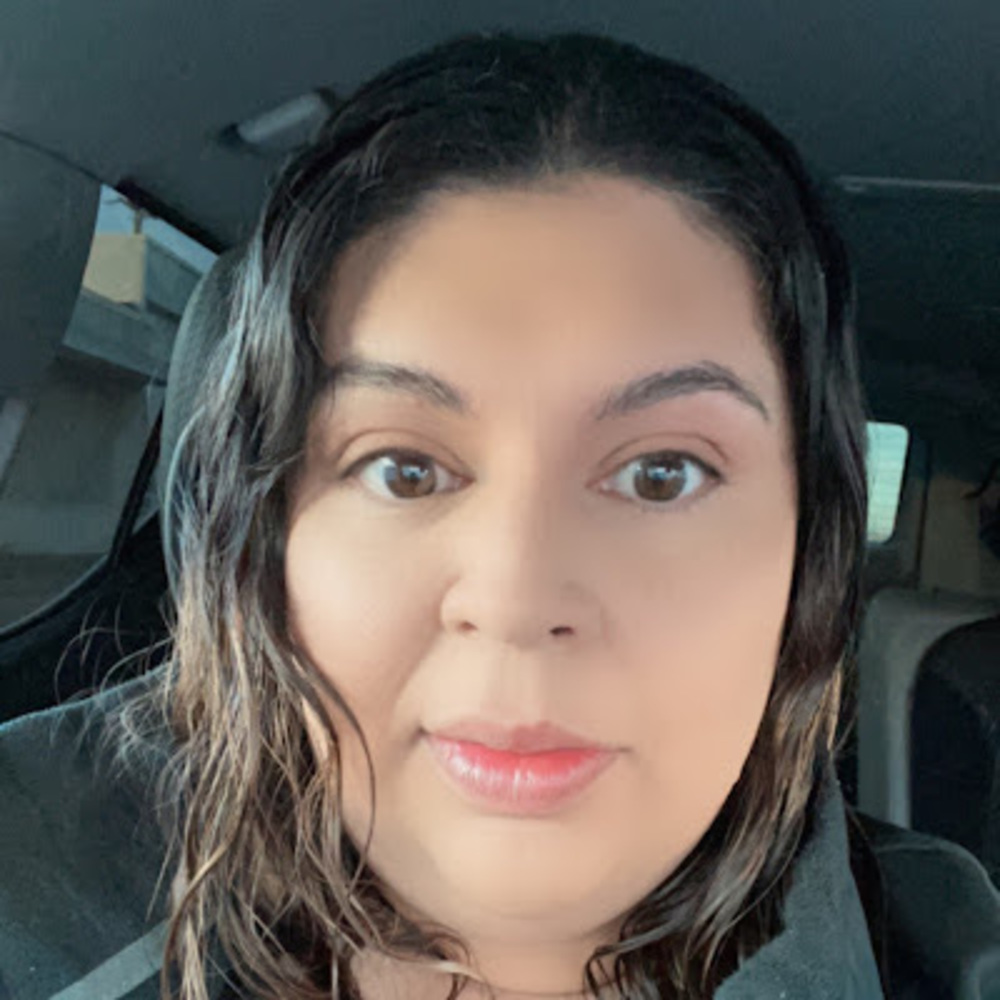 Meet your Posher, Esperanza